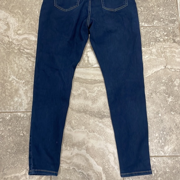 Michael Kors Women’s Jeans Sz 10 - Picture 3 of 11